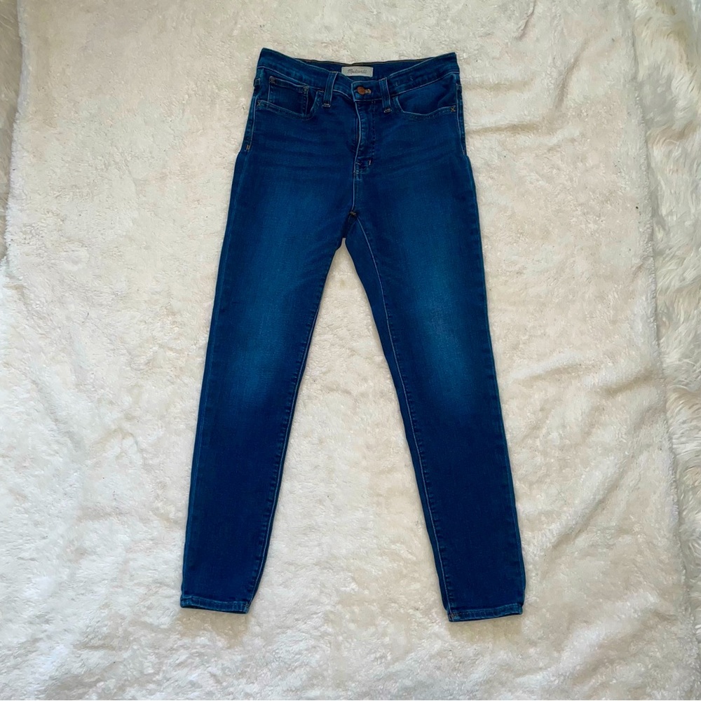 Madewell 9” Mid-rise skinny blue jeans in size 29